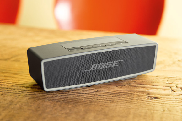 Get movin’ n grovin’ with Fitbit and Bose at Verizon