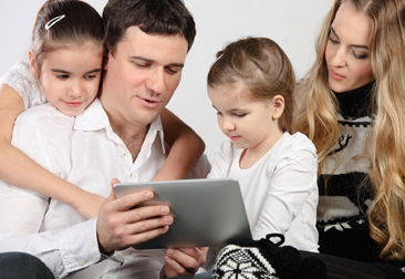 MODERN-CONNECTED-FAMILY-4G-LTE-366X251 Modern-Connected-Family-4G-LTE-366x251