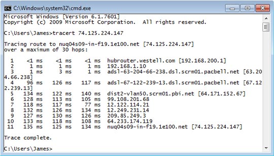 Windows command line interface with traceroute results