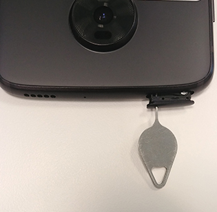 Moto Z4 Insert Remove Sim Card Verizon