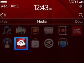 Bandeja "Media" de la pantalla de inicio y opción Backup Assistant Plus